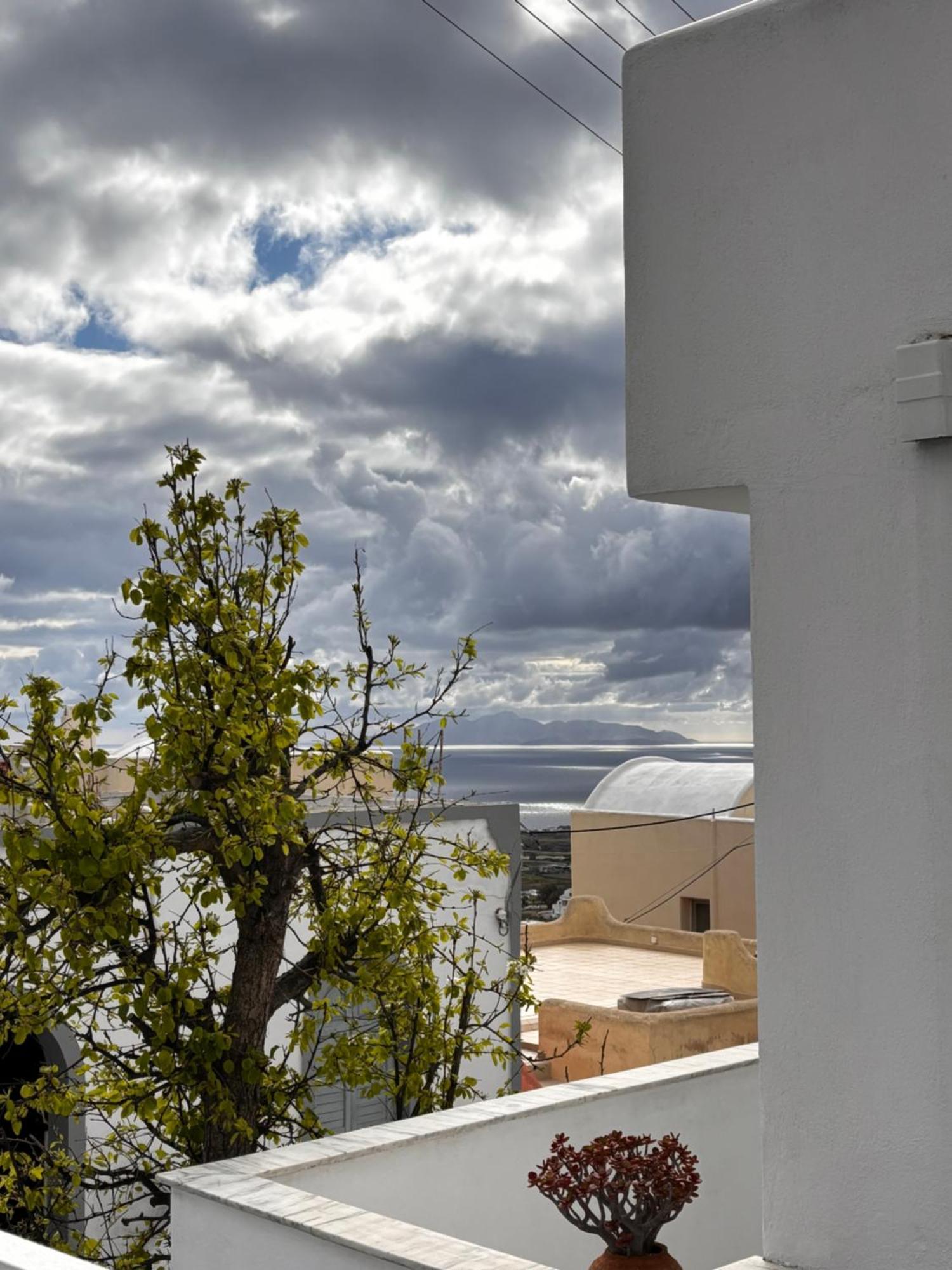 Elkaza Villas Φηρά Δωμάτιο φωτογραφία